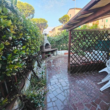 Appartamento L'Appoggio Perfetto Viareggio Esterno foto